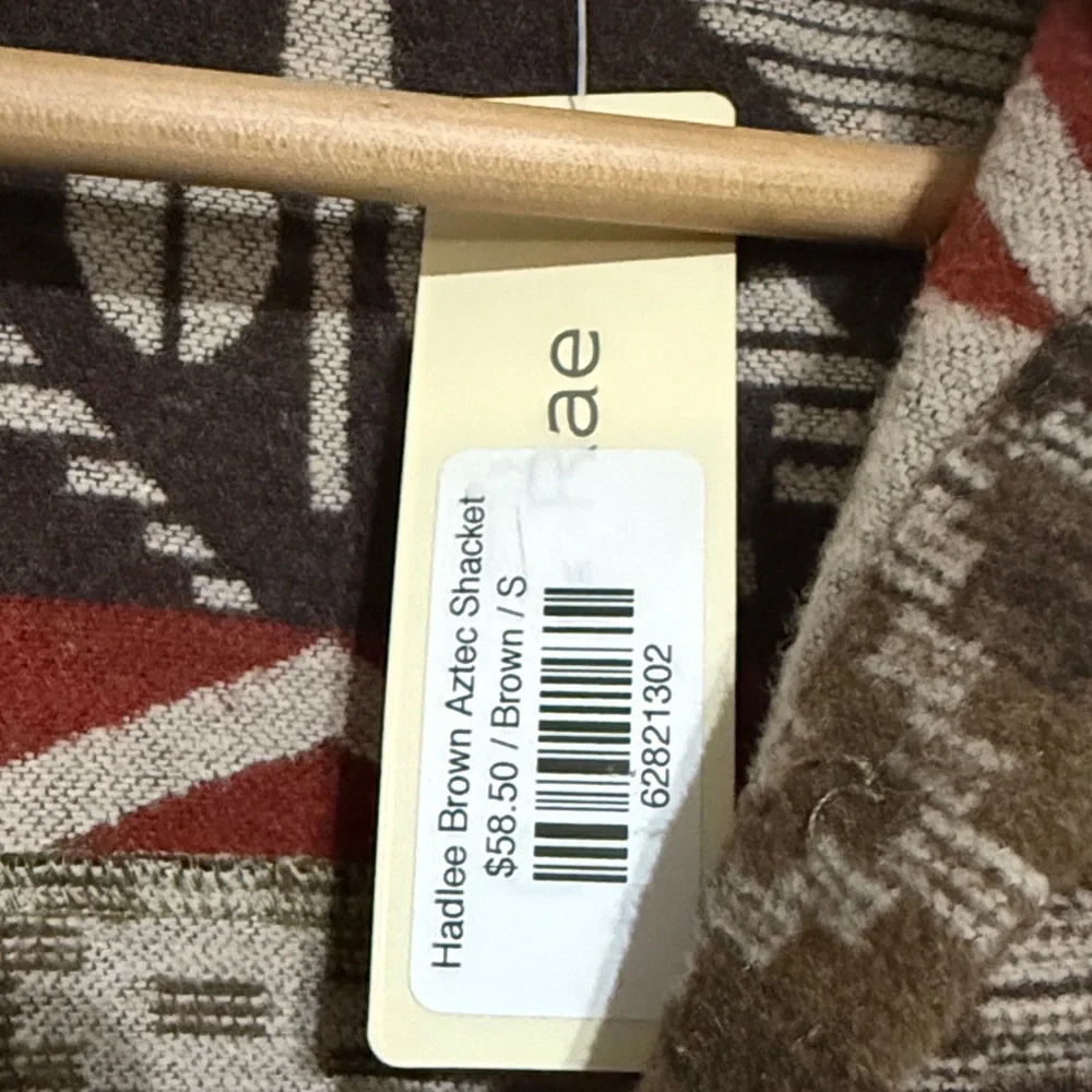 Doe & Rae Hadlee Aztec Print Shacket - Picture 2 of 3